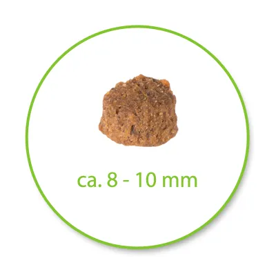 Granulka karmy, średnica ok. 8–10 mm