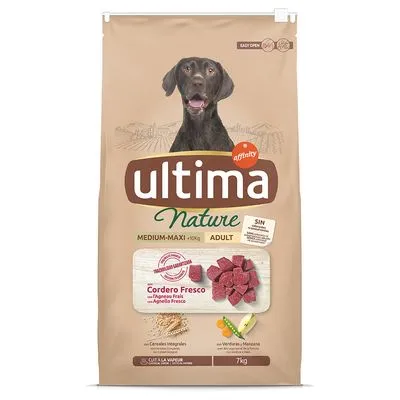 Zak Ultima Nature Medium-Maxi Adult hondenvoer, 7 kg. Tekst: Cordero Fresco, granen, groenten, appel. Voor honden >10 kg. Affinity merk zichtbaar op verpakking.