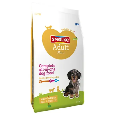 Smølke Adult Mini, complete all-in-one dog food with unique protein profile. Daily balance: digestion, skin care, dental care. Packaging shows dog and product details, 12 kg.