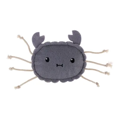 Jouet pour animal en forme de crabe gris, corps en tissu avec pinces et pattes en corde, yeux et bouche brodés visibles.