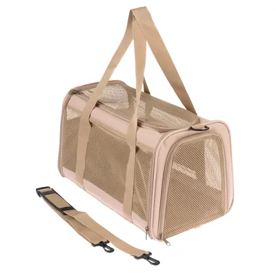Sac de transport beige en tissu avec panneaux en maille, deux anses longues et une bandoulière amovible posée à côté, fermeture éclair visible sur le dessus et l’avant.