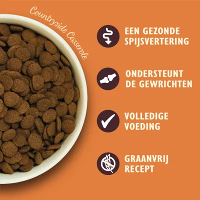 Countryside Casserole, een gezonde spijsvertering, ondersteunt de gewrichten, volledige voeding, graanvrij recept. Afbeelding van brokjes in een kom.