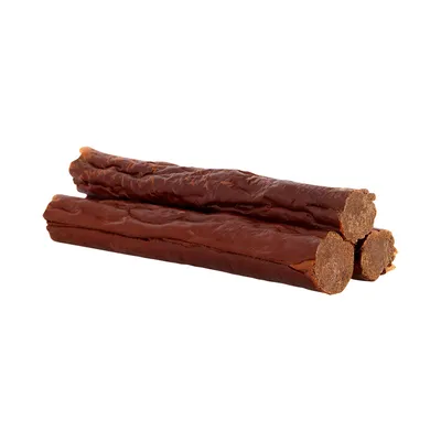 Vier braune Kausnacks in Stangenform, sichtbar mit glatter Oberfläche und fester Konsistenz.