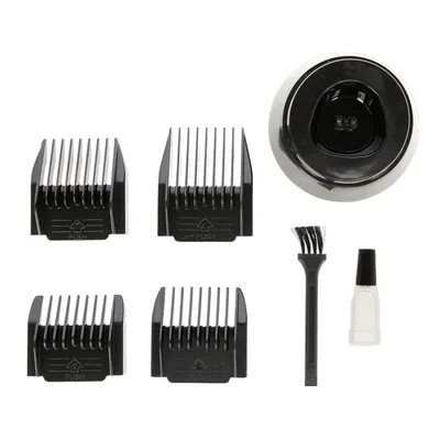 Zestaw z czterema czarnymi nasadkami grzebieniowymi, szczoteczką do czyszczenia, buteleczką oleju i okrągłą stacją ładującą do urządzeń do pielęgnacji zwierząt.
