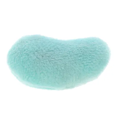 Juguete de peluche suave de color verde menta en forma de judía.