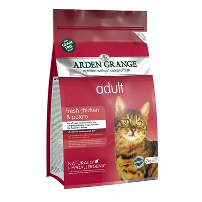 Arden Grange adult fresh chicken and potato, grain free recipe, naturally hypoallergenic, 2kg. Complete food for adult cats with normal activity level. Wholesome maintenance diet.