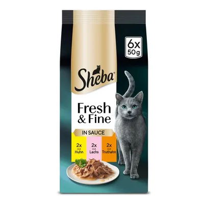 Sheba Fresh & Fine in Sauce, 6x50g. 2x mit Huhn, 2x mit Lachs, 2x mit Truthahn. Image d’un plat de nourriture en sauce et d’un chat gris.