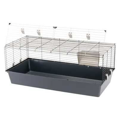 Kleintierkäfig mit Metall-Gitterwänden, grauer Kunststoffwanne und aufklappbarem Deckel. Integrierte Futterstation sichtbar.