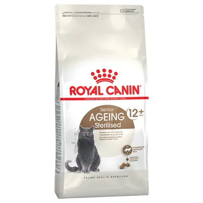 Royal Canin Senior Ageing Sterilised 12+ ani, hrană uscată pentru pisici sterilizate de peste 12 ani. Ambalaj cu pisică și informații despre produs.