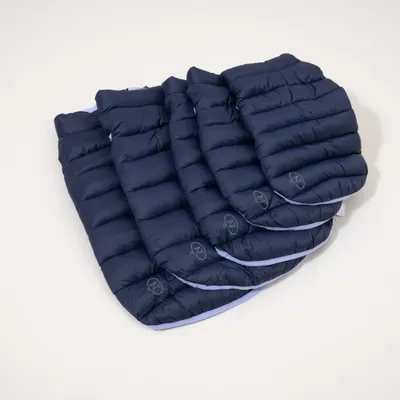 Nomad Tales Bloom Hundemantel Puffer, lila/marineblau Nomad Tales Bloom Hundemantel Puffer, lila/marineblau