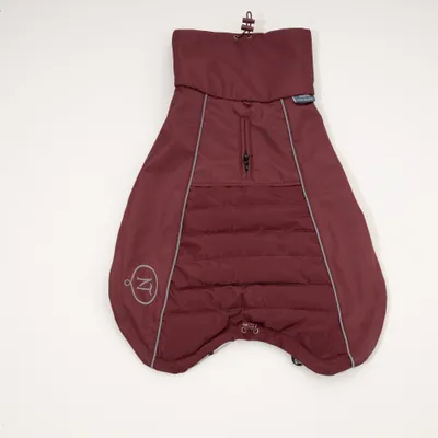 Nomad Tales Spirit Softshell-Hundemantel, burgunderrot Nomad Tales Spirit Softshell-Hundemantel, burgunderrot