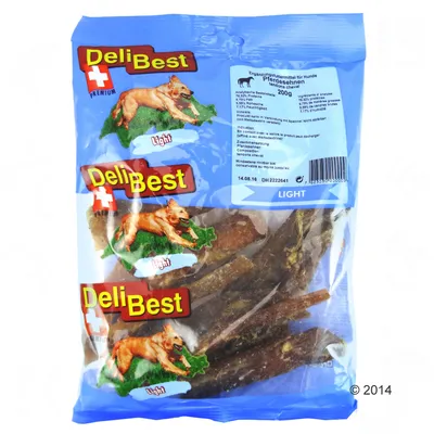 Opakowanie przysmaków dla psów DeliBest Premium Light, 200 g. Widoczny skład: mięso końskie. Etykieta z informacjami w kilku językach, przezroczysta część ukazuje zawartość.