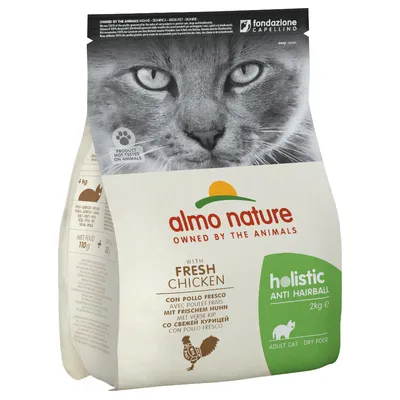 Holistic Anti Hairball dry food for adult cats, 2kg, with fresh chicken. Packaging shows cat symbol and product description.