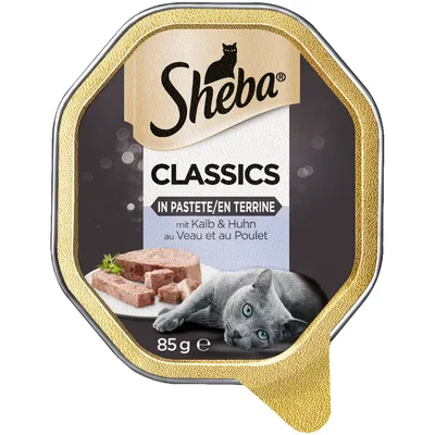 Sheba Classics in Pastete с телятиной и курицей, 85 г. На упаковке изображена серая кошка и поданная пастета.