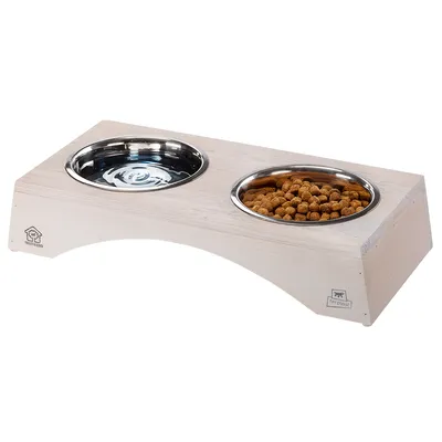 Double stainless steel bowl in wooden holder, one bowl with water and one with dry food. Brand logos: TradeFriend and Ferplast visible.