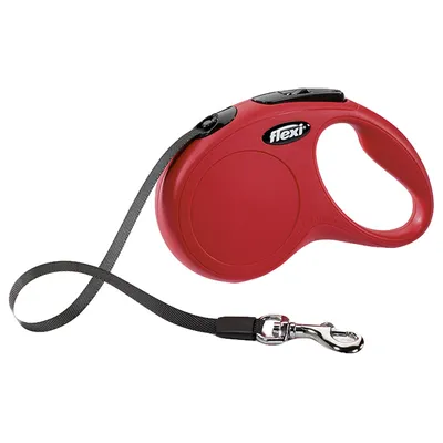 Guinzaglio avvolgibile Flexi rosso con manico in plastica, fettuccia nera e moschettone metallico visibile.