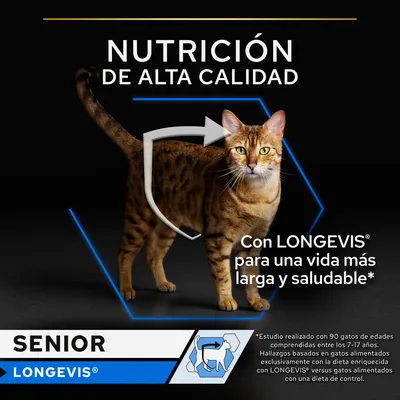 Nutrición de alta calidad para gatos senior. Con LONGEVIS para una vida más larga y saludable. Texto adicional sobre estudio con gatos de 7–17 años. Marca: LONGEVIS.