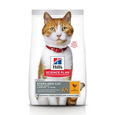 Hill's Science Plan Sterilised Cat Young Adult 6 months–6 years con pollo, formula per la gestione del peso, senza conservanti o aromi artificiali, confezione con immagine di gatto.