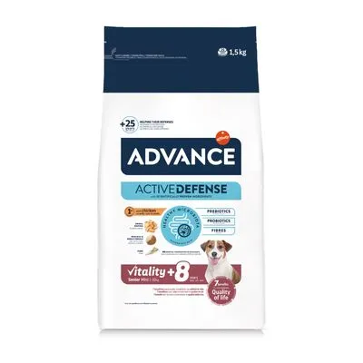ADVANCE Active Defense Senior Mini hondenvoer, 1,5 kg. Vitality +8, prebiotica, probiotica, vezels. Afbeelding van kleine hond en tekst: 7 months Quality of life.