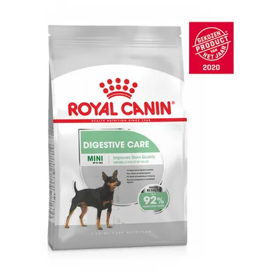 Royal Canin Digestive Care Mini hondenvoer, tekst: 'Improves Stool Quality', '92% Optimal Stool Quality', 'Gekozen Product van het Jaar 2020'. Afbeelding van kleine hond op verpakking.