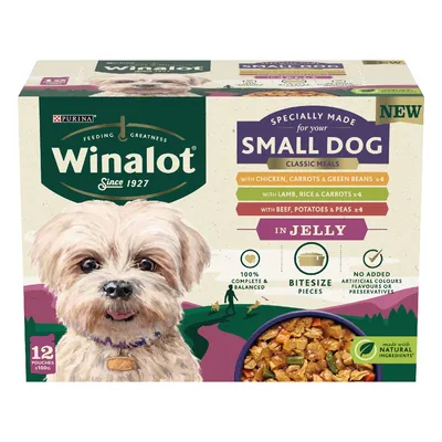 Winalot small dog classic meals in jelly, 12 pouches with chicken, carrots and green beans, lamb, rice and carrots, beef, potatoes and peas. Bitesize pieces, no added artificial colours.