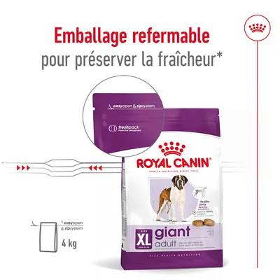 Sachet Royal Canin giant adult XL 4 kg avec système refermable easyopen & zipsystem, texte : Emballage refermable pour préserver la fraîcheur, freshpack protective atmosphere visible.