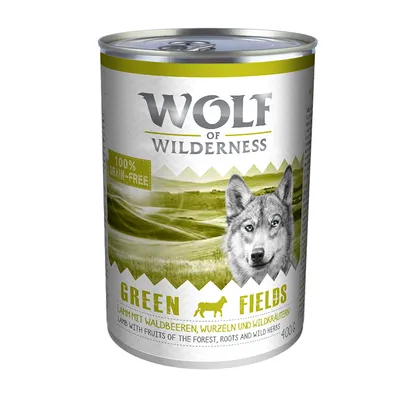 Консервы Wolf of Wilderness Green Fields, 100% grain-free, ягнёнок с лесными ягодами, корнями и дикими травами, 400 г. Видна голова волка и пейзаж на упаковке.