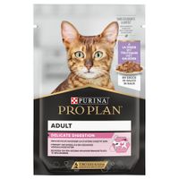 Purina Pro Plan Nutri Savour Sterilised, teneri pezzetti con pollo in salsa per gatti sterilizzati. Immagine di più confezioni e simbolo percentuale per offerta.