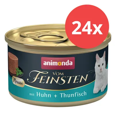 Animonda Vom Feinsten Mousse mit Huhn und Thunfisch, 24x Dose, Abbildung einer weißen Katze und Produktabbildung.
