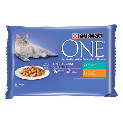 Purina ONE Spécial Chat Sensible, 4x85g, Eintöpfe in Sauce: Thunfisch mit Karotten und Huhn mit Karotten. Hohe Verdaulichkeit, ohne Farbstoffe oder künstliche Zusätze.