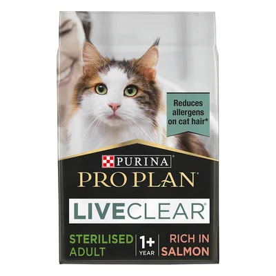 PURINA PRO PLAN LIVECLEAR, stérilisé adulte 1+ an, riche en saumon. Texte anglais : Reduces allergens on cat hair.