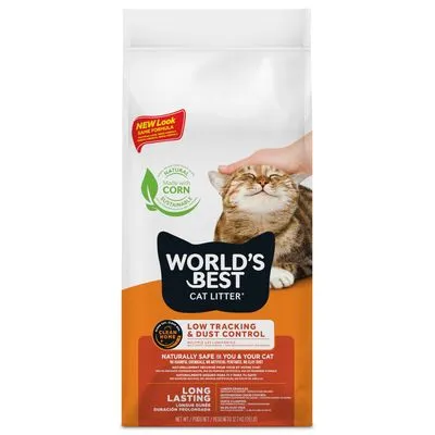 WORLD'S BEST Cat Litter, Low Tracking & Dust Control, Naturally made with corn, Long Lasting. Kat wordt geaaid op de verpakking. Tekst deels in het Engels.