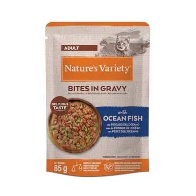 Nature's Variety Bites σε σάλτσα με ωκεάνιο ψάρι, για ενήλικες γάτες. Βάρος: 85g. Παρασκευάζεται με φυσικά συστατικά, πλήρης και ισορροπημένη.