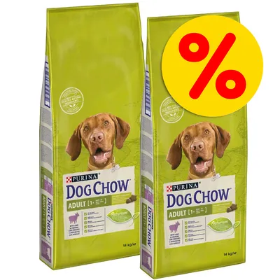 2 sacos de Purina Dog Chow Adult con cordero, 14 kg cada uno. Etiqueta amarilla con símbolo de porcentaje en rojo indica oferta o descuento visible. 2 sacos de Purina Dog Chow Adult con cordero, 14 kg cada uno. Etiqueta amarilla con símbolo de porcentaje en rojo indica oferta o descuento visible.