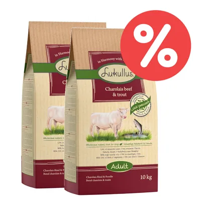 Lukullus Charolais beef & trout, kaltgepresst, Adult, 10 kg. Zwei Säcke mit rotem Prozentzeichen für Rabatt.