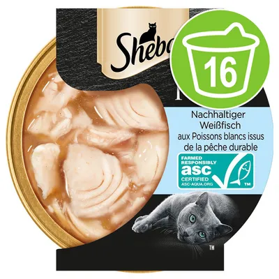 Sheba-kissanruoka, valkoista kalaa. Pakkausmerkinnät: 16 annosta, ASC-sertifioitu vastuullinen kalankasvatus, teksti saksaksi ja ranskaksi, kuva harmaasta kissasta.