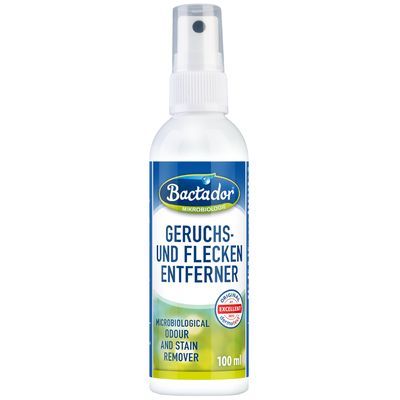 Bactador Geruchs- und Flecken Entferner sprayflacon, microbiological odour and stain remover, inhoud 100 ml. Tekst deels in Duits en Engels zichtbaar op verpakking.