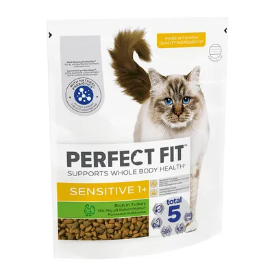 PERFECT FIT Supports Whole Body Health Sensitive 1+, Rich in Turkey, total 5, med naturlig prebiotika. Kattefoder i pose med billede af kat. Made with high quality ingredients.