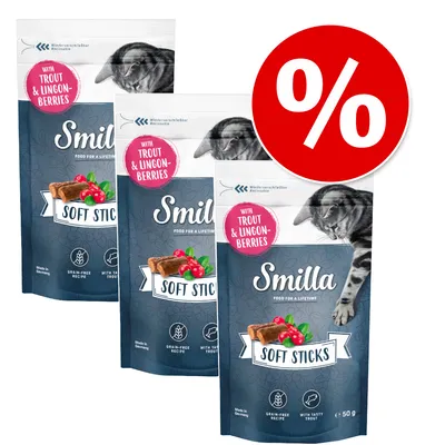 Smilla Soft Sticks cu păstrăv și merișoare, rețetă fără cereale, fabricat în Germania, ambalaj resigilabil, 50g. Simbol de reducere vizibil.