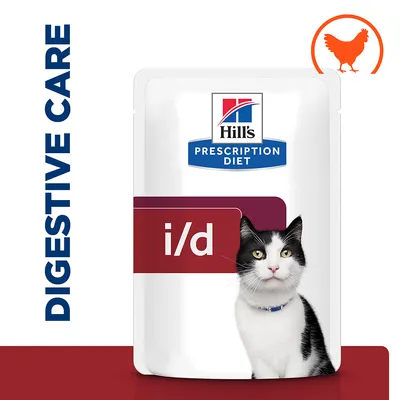 Hill's Prescription Diet i/d пауч за котки, надпис DIGESTIVE CARE отляво, икона на пиле горе вдясно. Видима част от изображение на котка върху опаковката.
