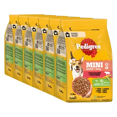 Sex påsar Pedigree MINI ADULT <10 kg hundfoder, 1,4 kg vardera. Synlig text: 'NATURAL INGREDIENTS', 'PREBIOTIC SUPERFOODS', bild på foderkulor och hund.