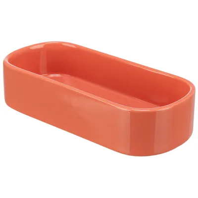 Czerwona miska ceramiczna o owalnym kształcie, odpowiednia na karmę lub wodę.