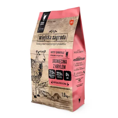 Sac de croquettes Wiejska Zagroda pour chats adultes, texte en polonais : Jagnięcina z krylem, 77,5 % mięsa i kryla, 22,5 % białka zwierzęcego, 0 % zbóż, hypoallergénique, 1,6 kg.