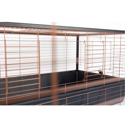 Kleintierkäfig mit braunen Metallgittern und schwarzer Kunststoffwanne, geeignet für Innenhaltung.