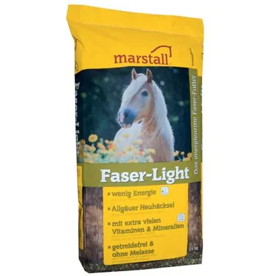 marstall Faser-Light, weinig energie, Allgäuer Heuhäcksel, met extra veel vitaminen & mineralen, graanvrij & zonder melasse. Verpakking van 15 kg met afbeelding van paard.