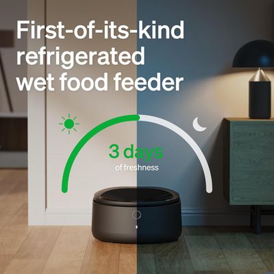 First-of-its-kind refrigerated wet food feeder offering 3 days of freshness, as shown by text and a day-night graphic above the feeder device.