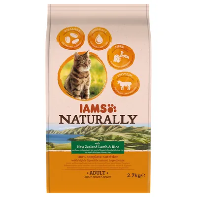 IAMS Naturally torrfoder för vuxen katt, New Zealand Lamb & Rice, 2,7 kg. Synliga ikoner: vitamin E, omega 3 & 6, fiber, protein. Text på engelska om näring och ingredienser.