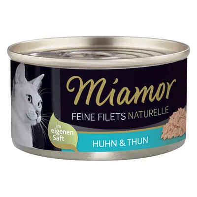 Miamor Feine Filets Naturelle Huhn & Thun, im eigenen Saft. Bild på katt och kyckling- och tonfiskfiléer synliga på burkens etikett. Text på tyska.