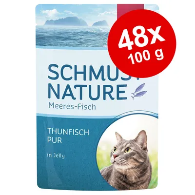 Schmusy Nature Meeres-Fisch Thunfisch Pur in Jelly, 48 x 100 g. Billede af kat på emballagen.