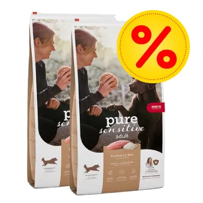 Två påsar hundfoder med texten 'pure sensitive adult', 'mera', och 'Truthahn & Reis'. Gul rabattikon med procenttecken syns uppe till höger. Två påsar hundfoder med texten 'pure sensitive adult', 'mera', och 'Truthahn & Reis'. Gul rabattikon med procenttecken syns uppe till höger.